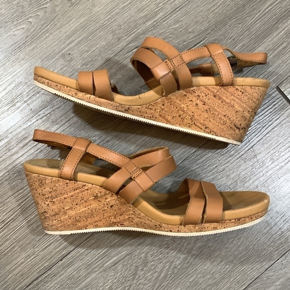 TEVA Strappy Cork Wedge Beige Camel Leather Womens Sandals size 10 - Picture 6 of 11